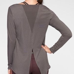 NWT Athleta Essence SemiFit Long Sleeve - Sz Small